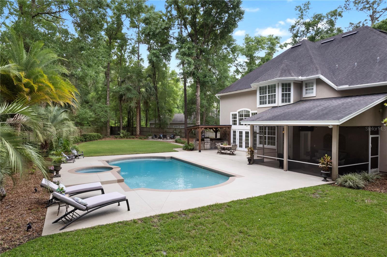 Gainesville, Florida, 32608, United States, ,5 BathroomsBathrooms,Residential,Active,1799404