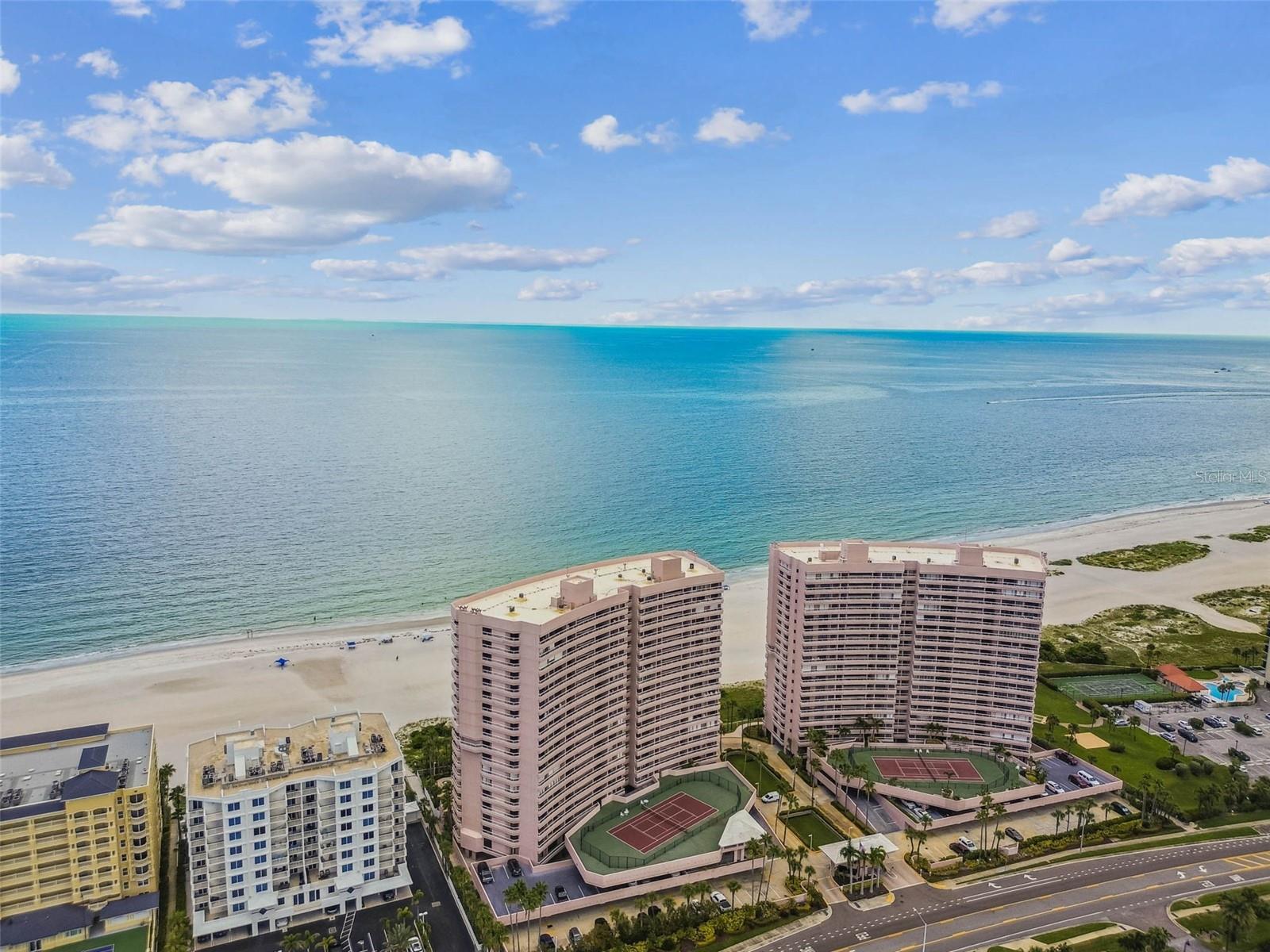 Clearwater Beach, Florida, 33767, United States, 2 Bedrooms Bedrooms, ,3 BathroomsBathrooms,Residential,Active,1919072