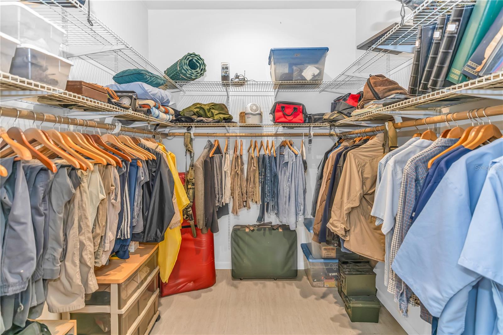 Crystal River, Florida, 34428, United States, 6 Bedrooms Bedrooms, ,5 BathroomsBathrooms,Residential,Active,1945058