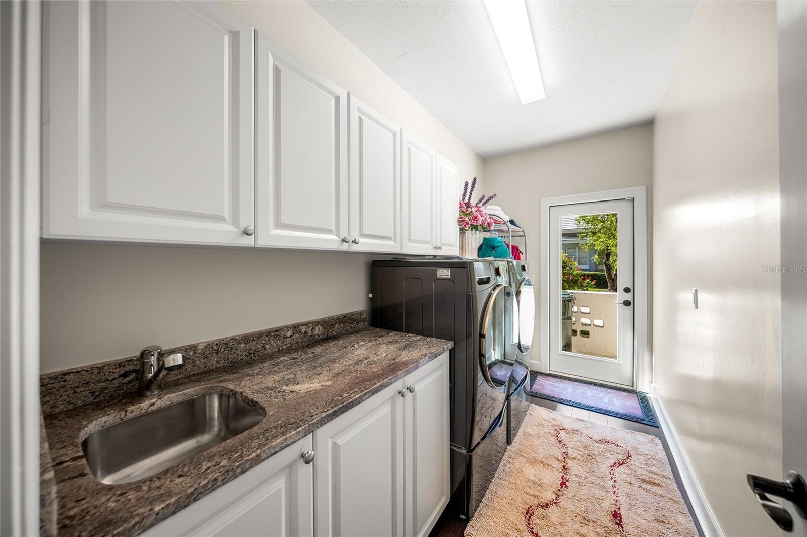 Sarasota, Florida, 34240, United States, 4 Bedrooms Bedrooms, ,5 BathroomsBathrooms,Residential,Active,1968088