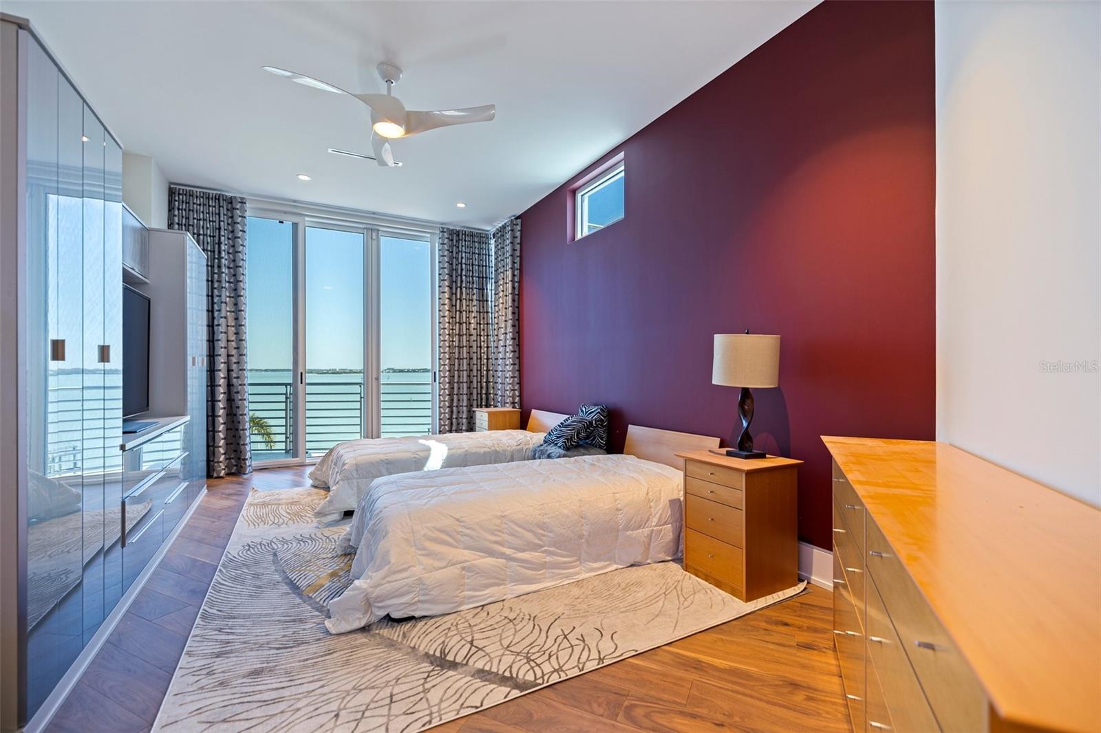 Treasure Island, Florida, 33706, United States, ,7 BathroomsBathrooms,Residential,Active,1772746