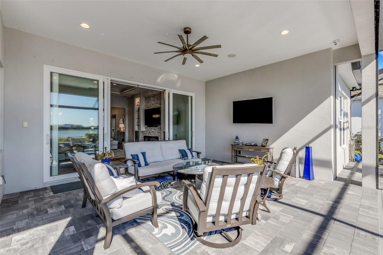 Sarasota, Florida, 34240, United States, 3 Bedrooms Bedrooms, ,3 BathroomsBathrooms,Residential,Active,2015455