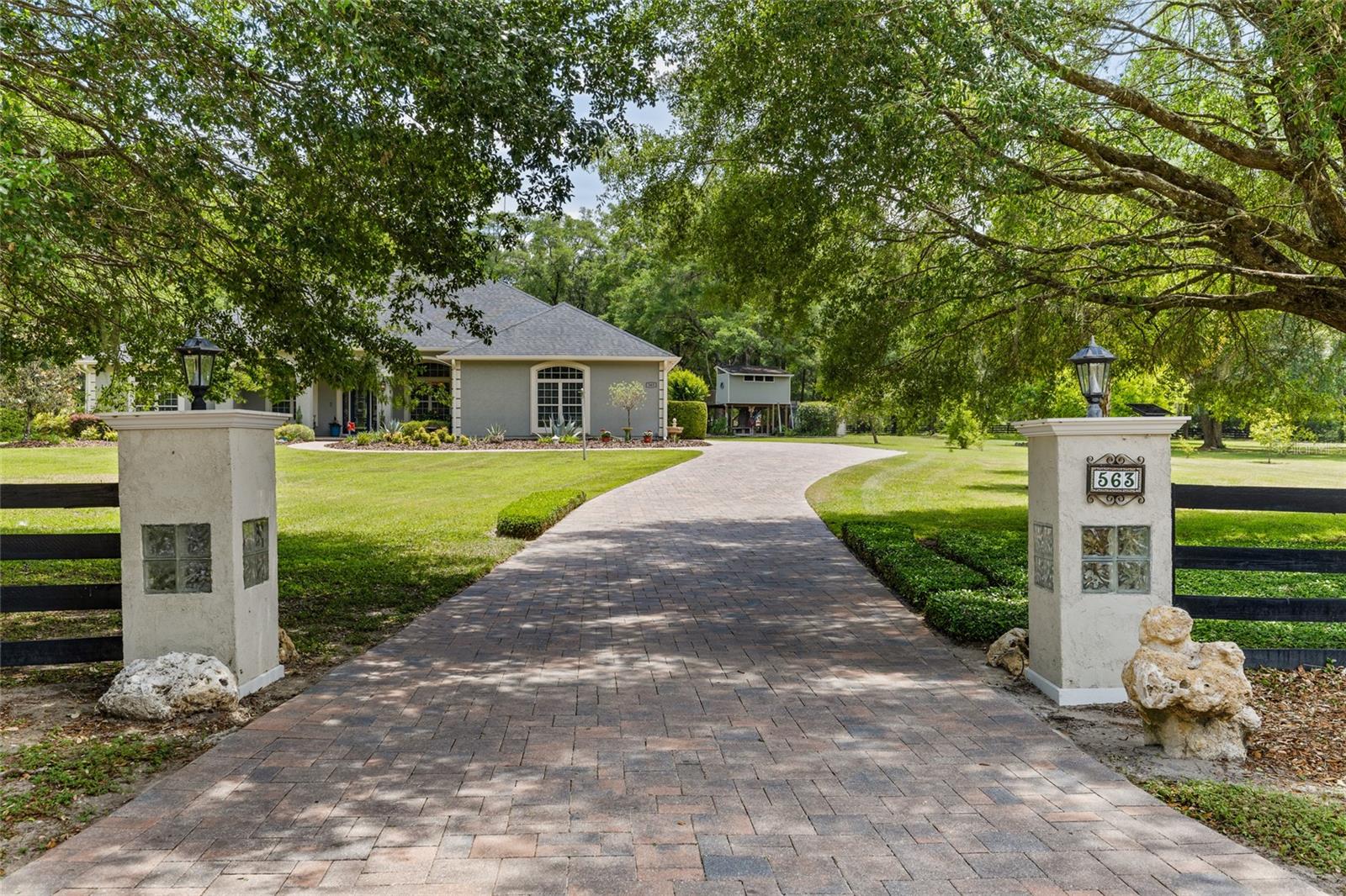 Newberry, Florida, 32669, United States, 4 Bedrooms Bedrooms, ,3 BathroomsBathrooms,Residential,Active,1810517