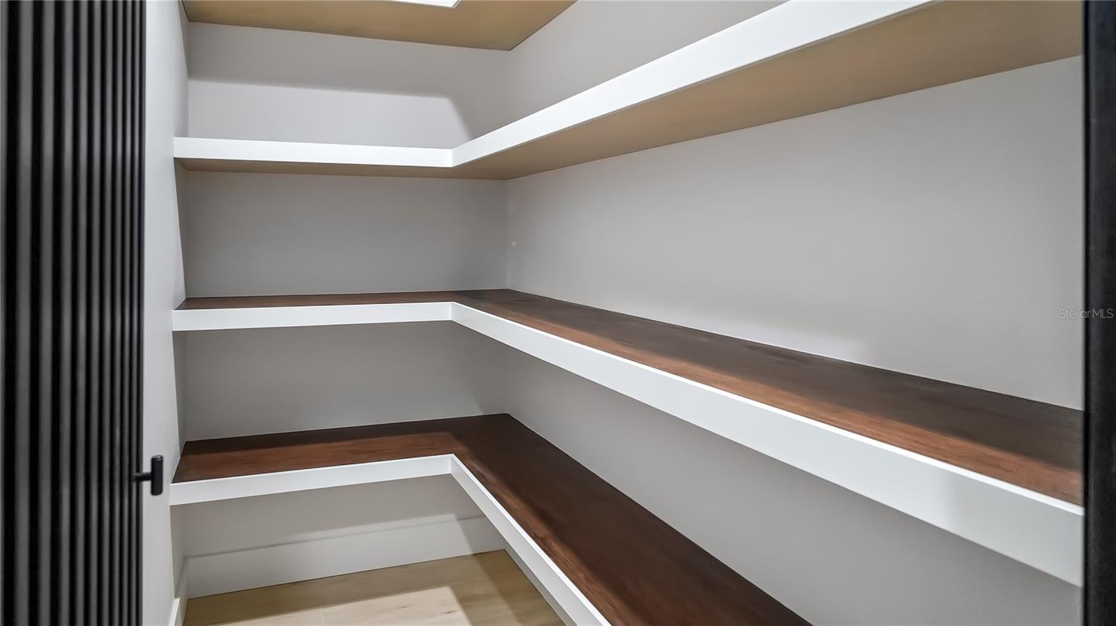 Montverde, Florida, 34756, United States, 4 Bedrooms Bedrooms, ,3 BathroomsBathrooms,Residential,Active,1904751