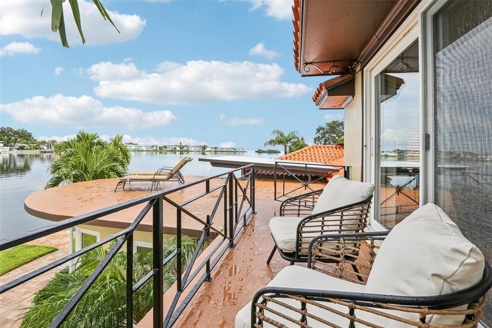 St Petersburg, Florida, 33705, United States, 4 Bedrooms Bedrooms, ,4 BathroomsBathrooms,Residential,Active,1927682