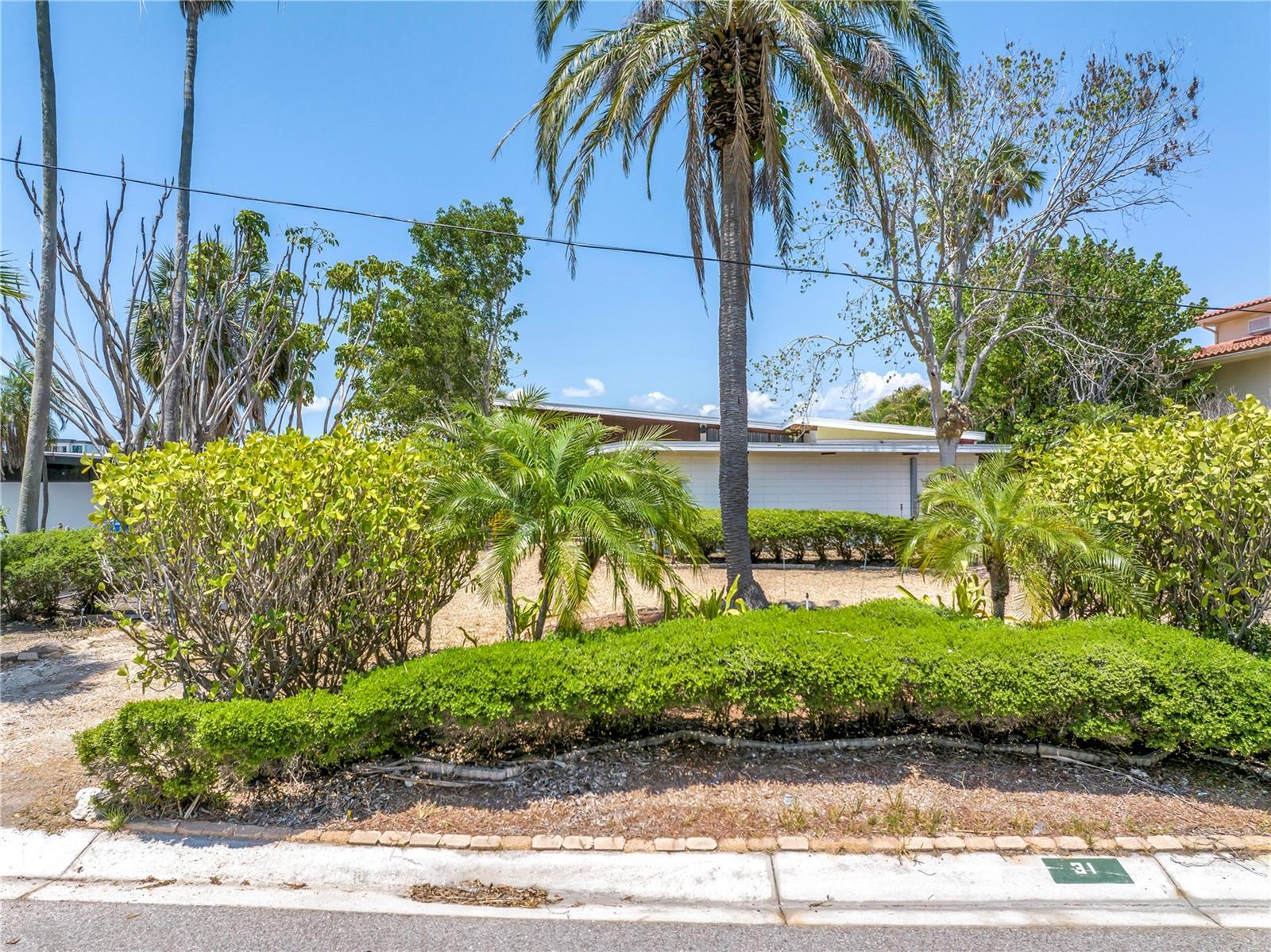 Treasure Island, Florida, 33706, United States, ,4 BathroomsBathrooms,Residential,Active,1808105