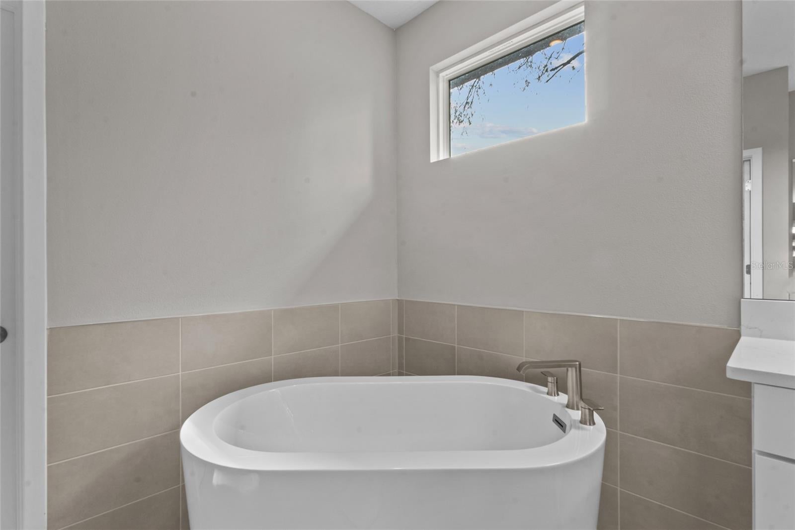 Tampa, Florida, 33609, United States, 4 Bedrooms Bedrooms, ,4 BathroomsBathrooms,Residential,Active,2010143