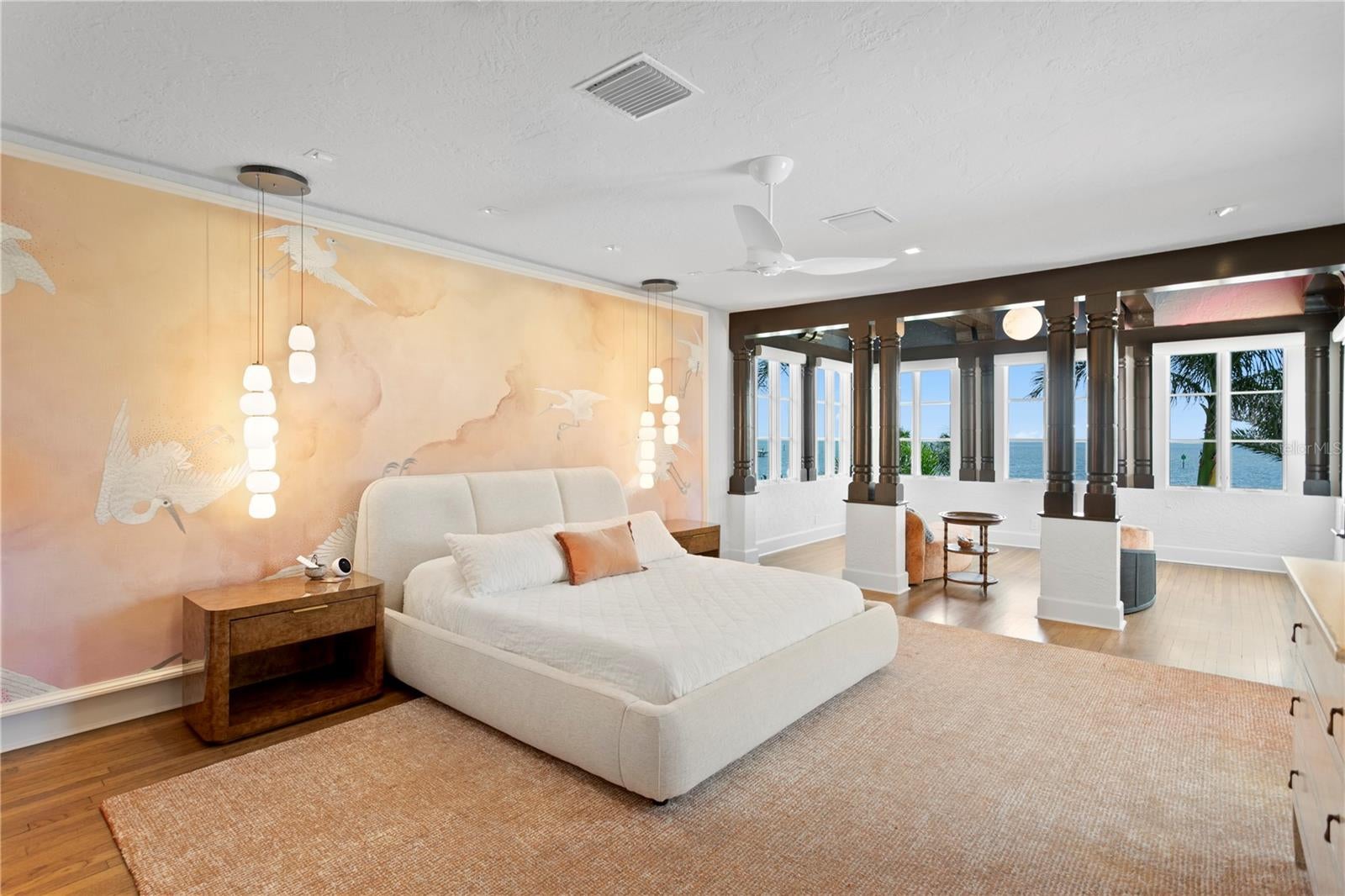 St Petersburg, Florida, 33704, United States, 6 Bedrooms Bedrooms, ,7 BathroomsBathrooms,Residential,Active,1871834