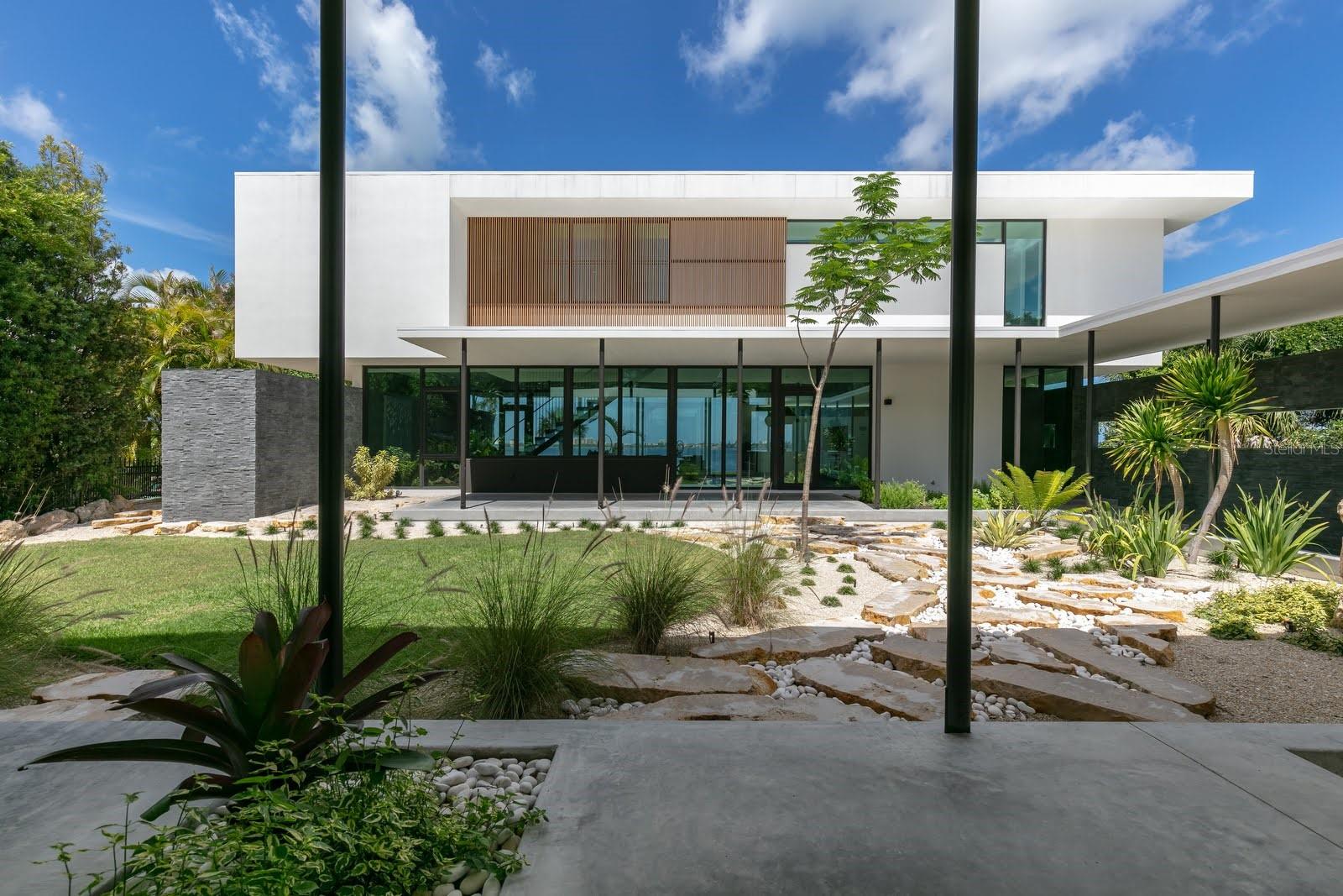 Sarasota, Florida, 34239, United States, 5 Bedrooms Bedrooms, ,5 BathroomsBathrooms,Residential,Active,2011197