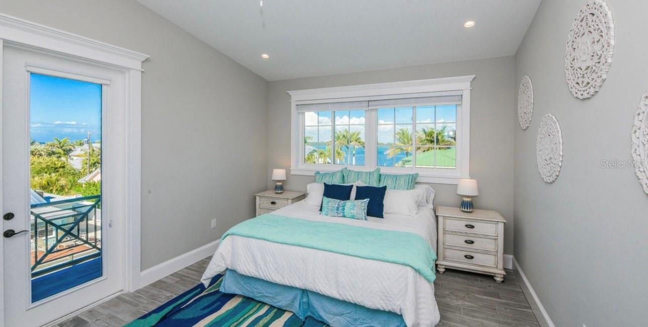 Bradenton Beach, Florida, 34217, United States, 7 Bedrooms Bedrooms, ,8 BathroomsBathrooms,Residential,Active,1988487