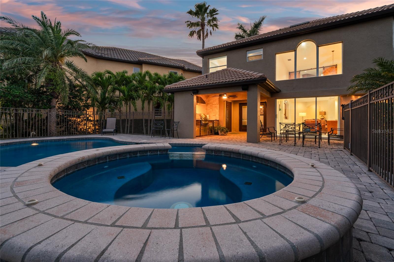 Apollo Beach, Florida, 33572, United States, ,5 BathroomsBathrooms,Residential,Active,1781627