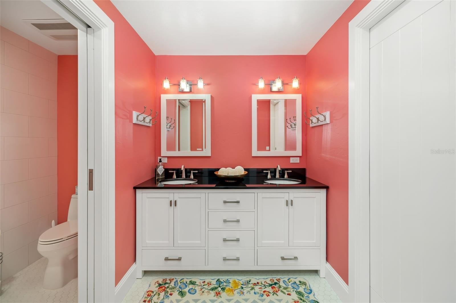 Longboat Key, Florida, 34228, United States, 3 Bedrooms Bedrooms, ,4 BathroomsBathrooms,Residential,Active,1995265