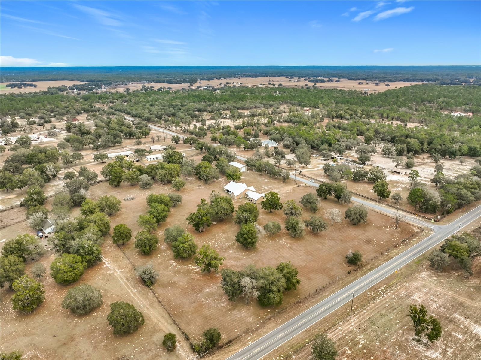Dunnellon, Florida, 34432, United States, 5 Bedrooms Bedrooms, ,4 BathroomsBathrooms,Residential,Active,2012479