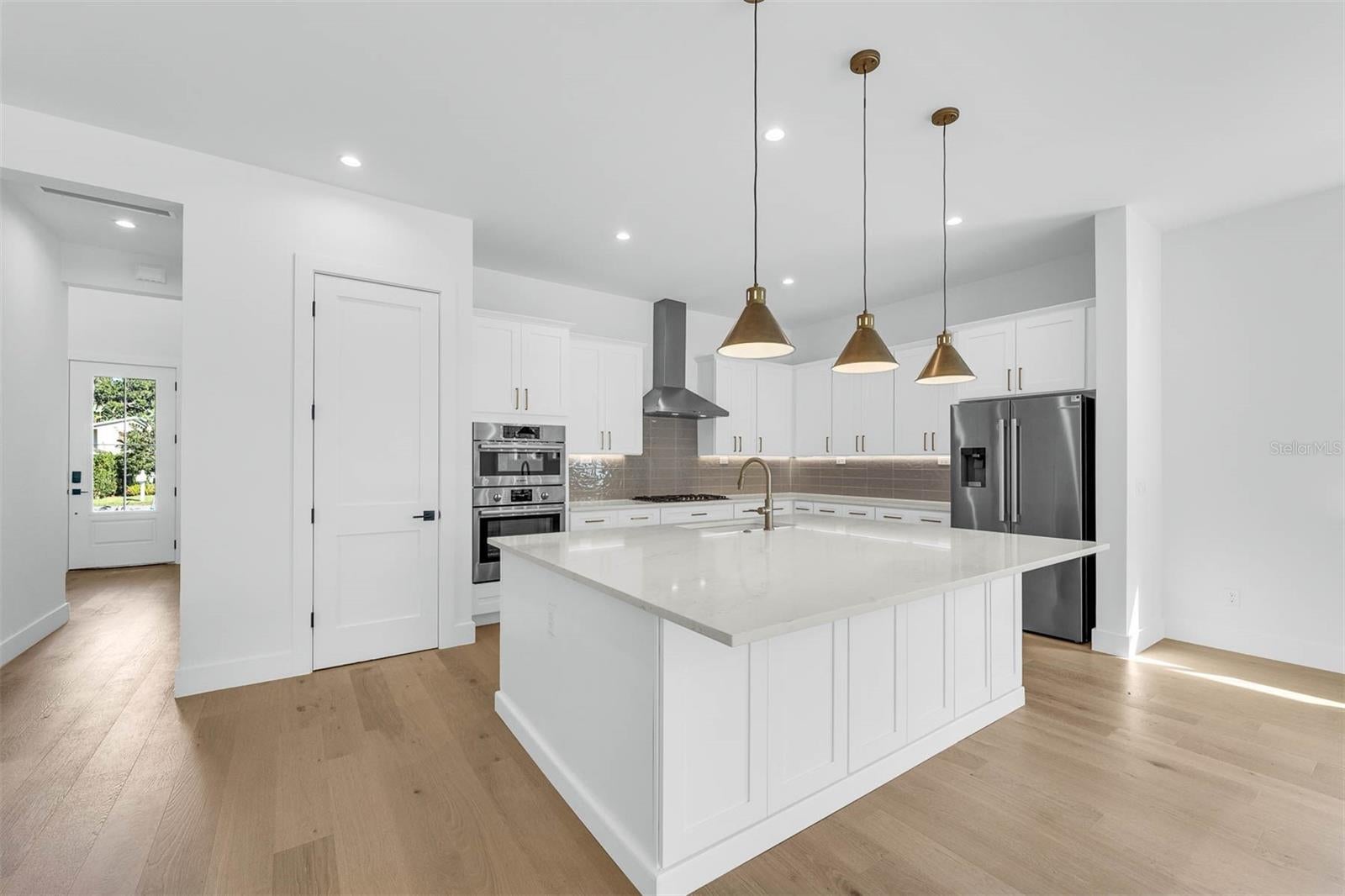 Orlando, Florida, 32804, United States, 4 Bedrooms Bedrooms, ,4 BathroomsBathrooms,Residential,Active,2011439