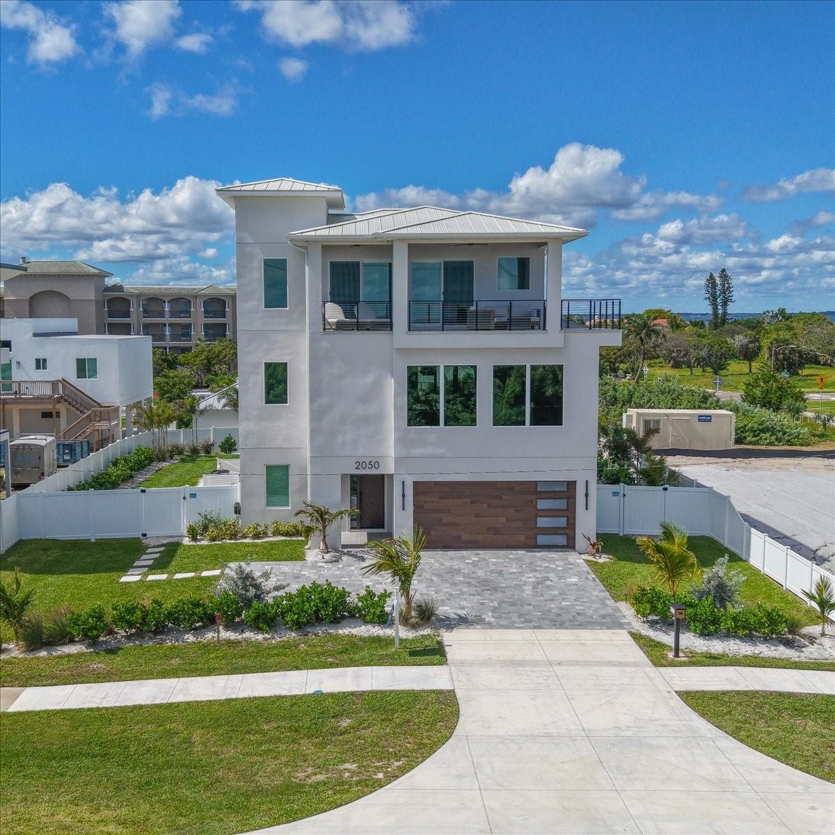 Cocoa Beach, Florida, 32931, United States, 5 Bedrooms Bedrooms, ,4 BathroomsBathrooms,Residential,Active,1954419