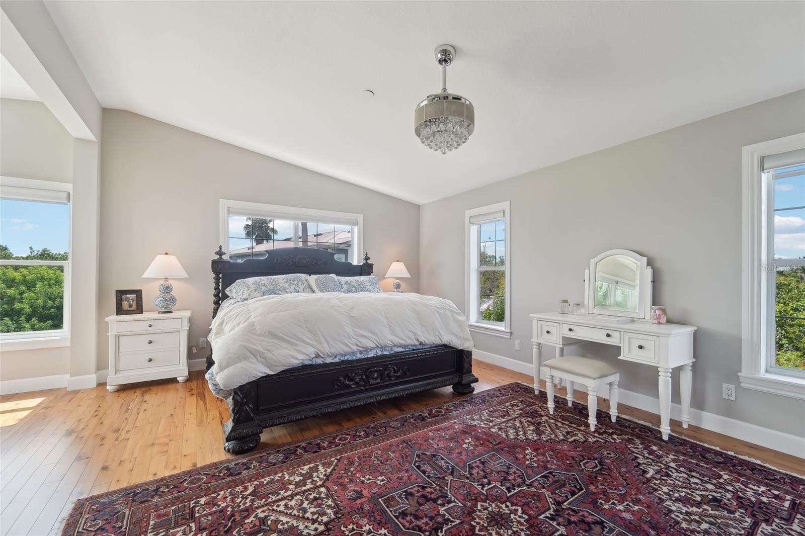 Longboat Key, Florida, 34228, United States, 3 Bedrooms Bedrooms, ,3 BathroomsBathrooms,Residential,Active,1993956