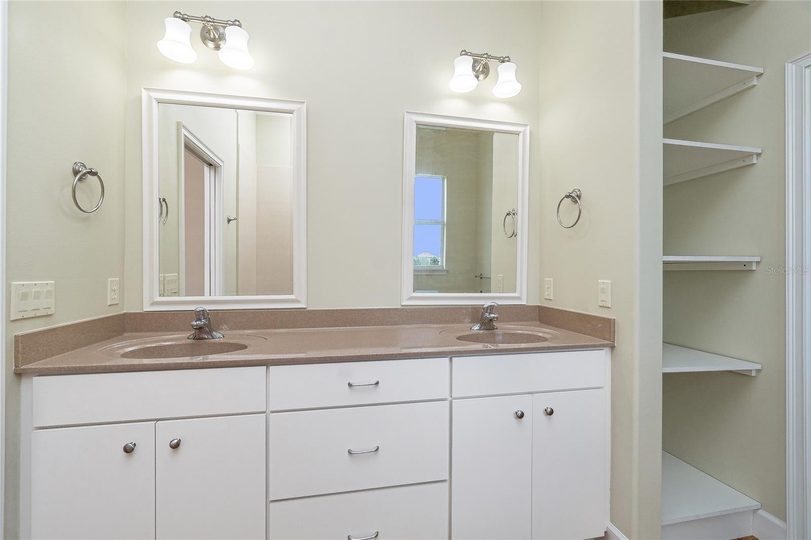 Englewood, Florida, 34224, United States, ,3 BathroomsBathrooms,Residential,Active,1863293