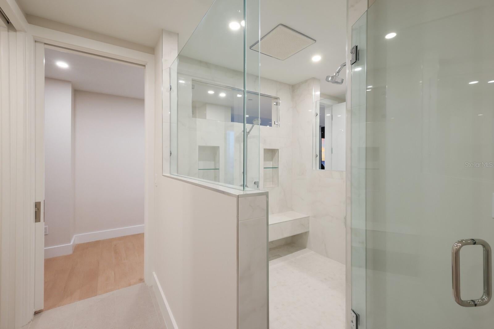Sarasota, Florida, 34242, United States, ,5 BathroomsBathrooms,Residential,Active,1704010