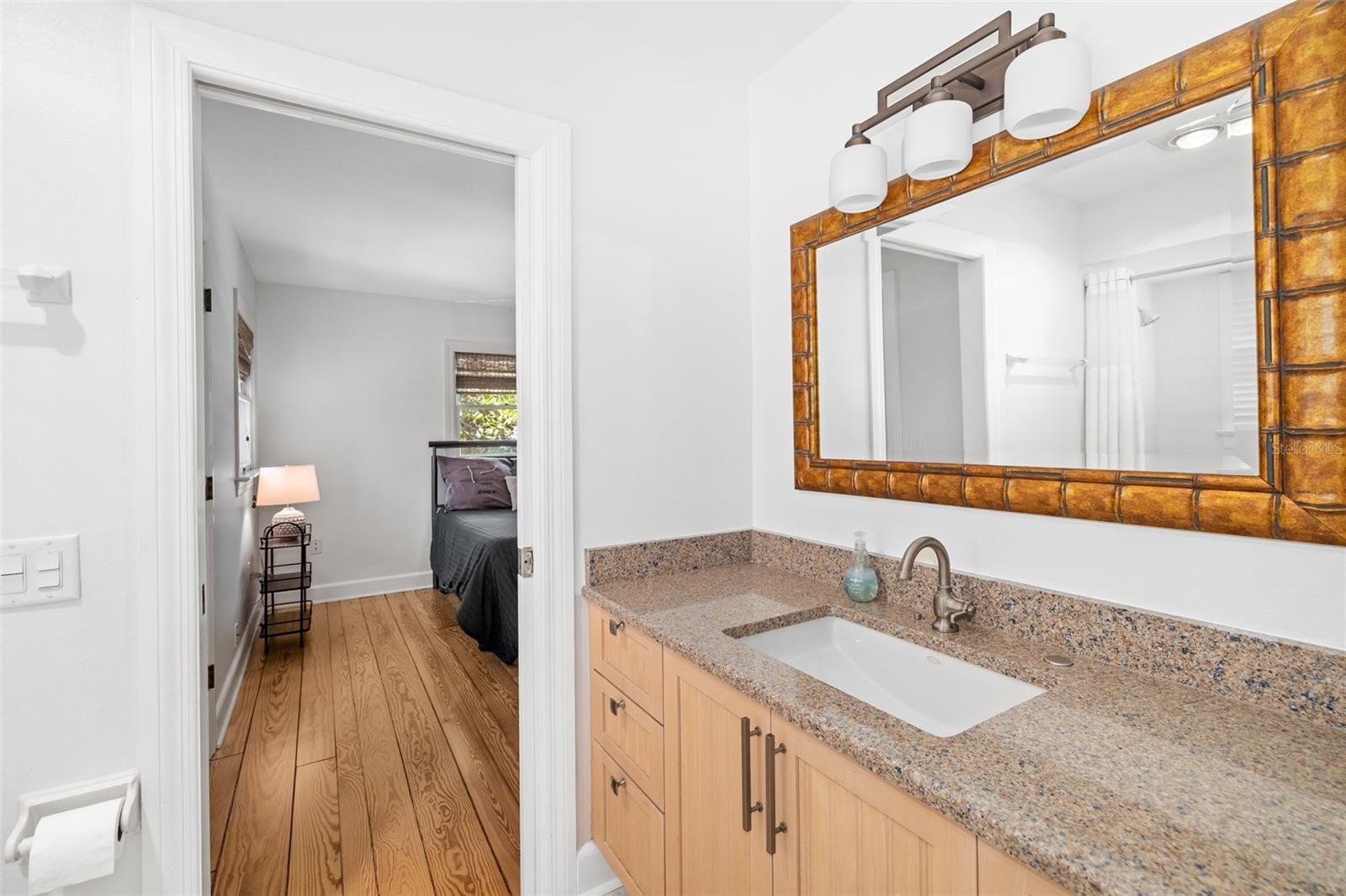 Sarasota, Florida, 34231, United States, 4 Bedrooms Bedrooms, ,4 BathroomsBathrooms,Residential,Active,1999174