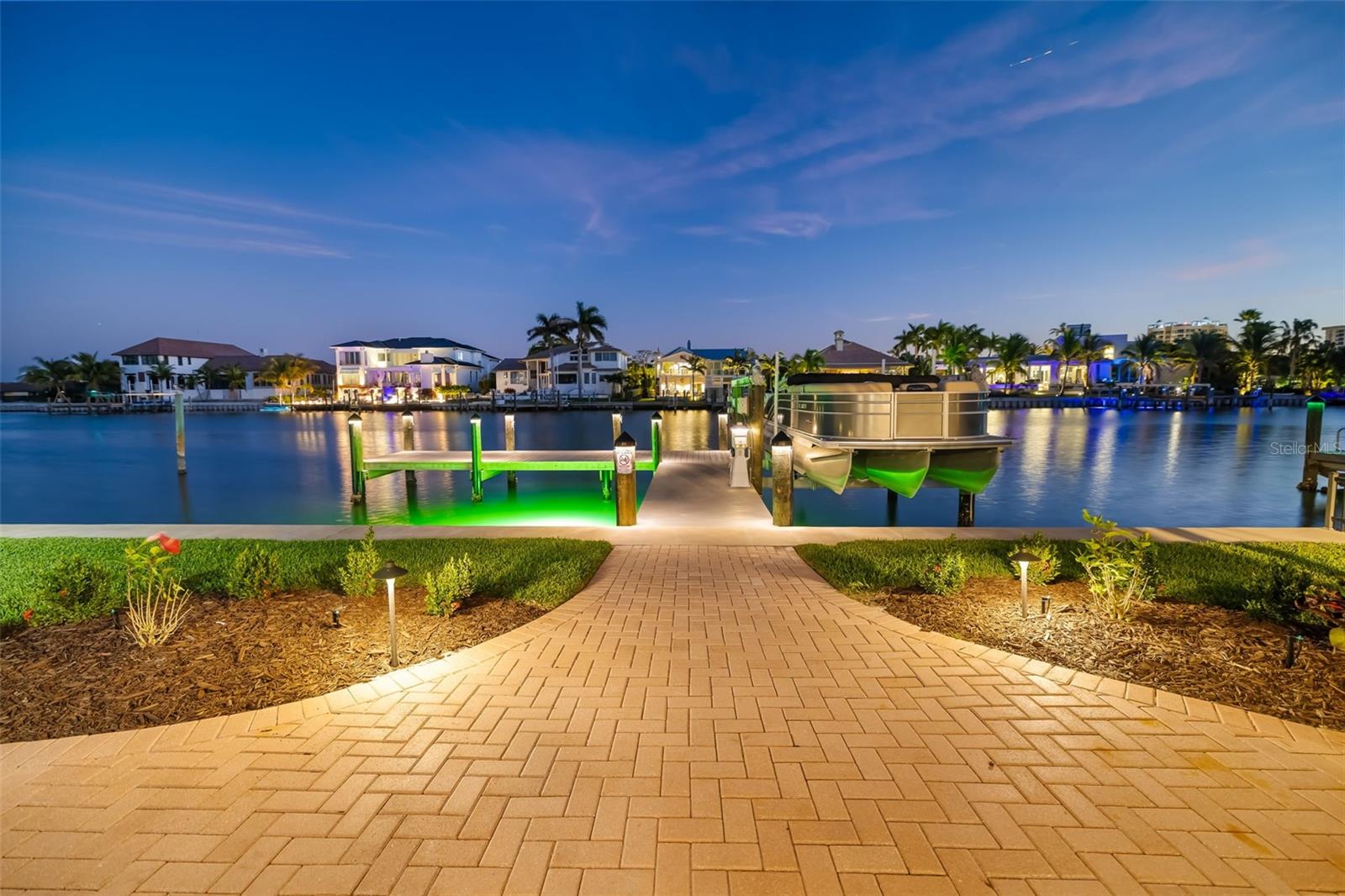 Sarasota, Florida, 34236, United States, 3 Bedrooms Bedrooms, ,4 BathroomsBathrooms,Residential,Active,2007150