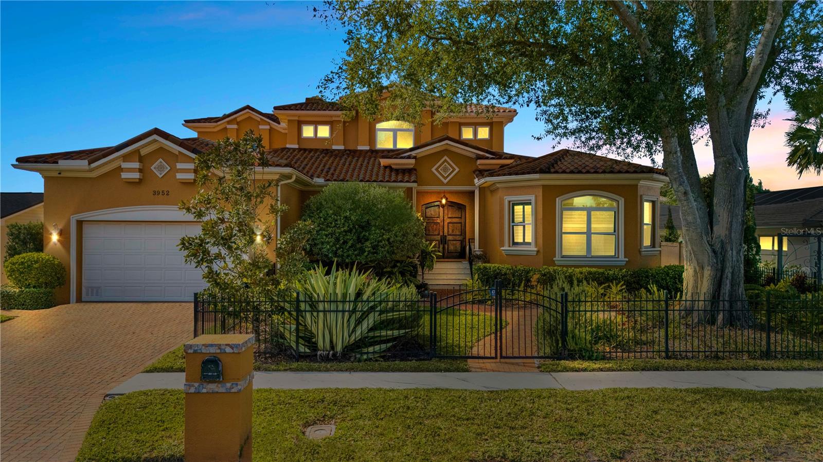 Tampa, Florida, 33634, United States, 5 Bedrooms Bedrooms, ,4 BathroomsBathrooms,Residential,Active,2012814