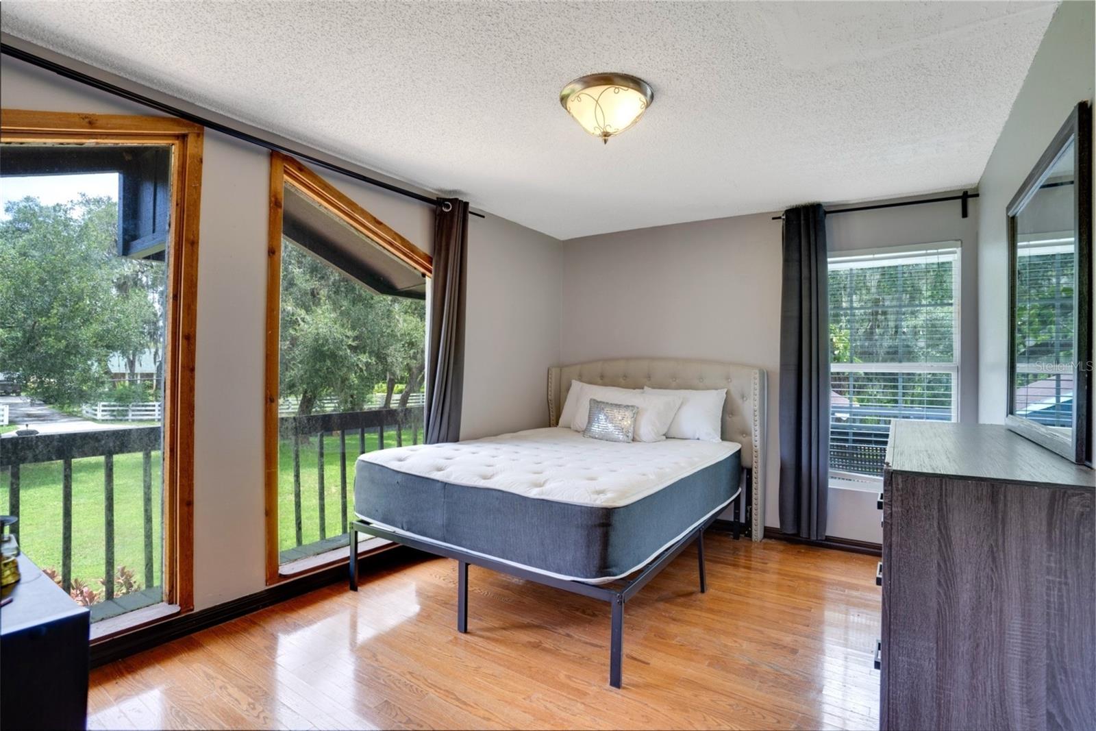 Plant City, Florida, 33565, United States, 13 Bedrooms Bedrooms, ,11 BathroomsBathrooms,Residential,Active,1953280