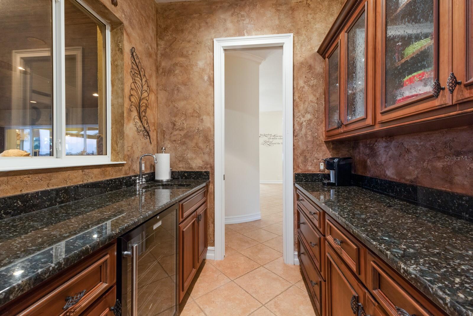 Palmetto, Florida, 34221, United States, 6 Bedrooms Bedrooms, ,6 BathroomsBathrooms,Residential,Active,1973552