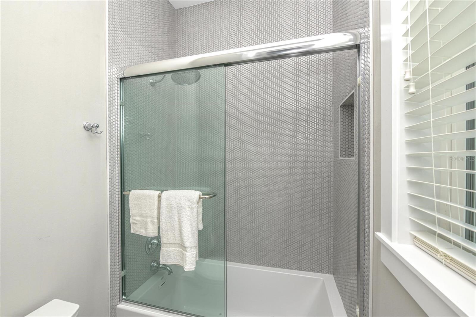 Sarasota, Florida, 34236, United States, 7 Bedrooms Bedrooms, ,8 BathroomsBathrooms,Residential,Active,1774005