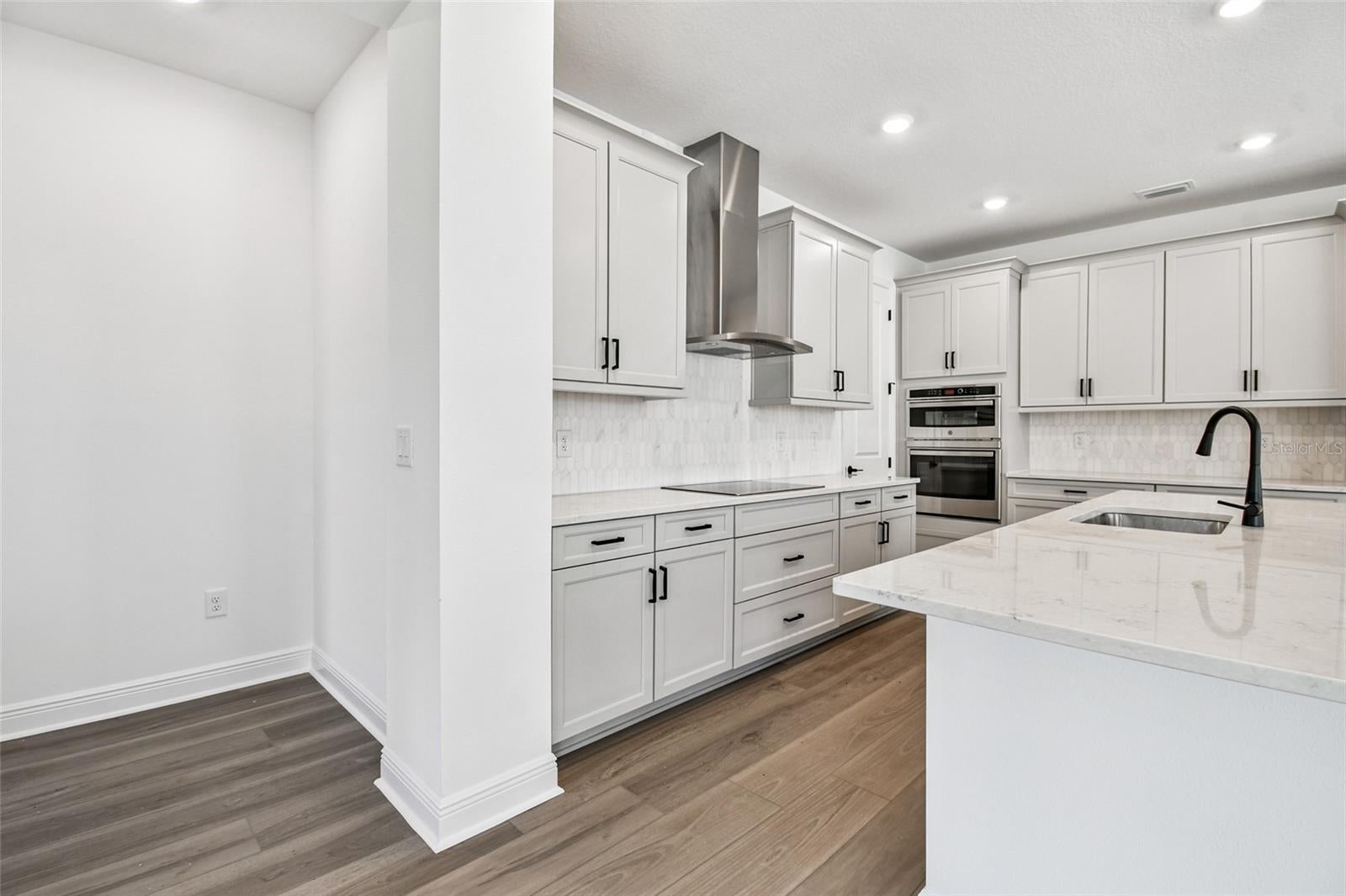 Parrish, Florida, 34219, United States, 4 Bedrooms Bedrooms, ,4 BathroomsBathrooms,Residential,Active,2007045