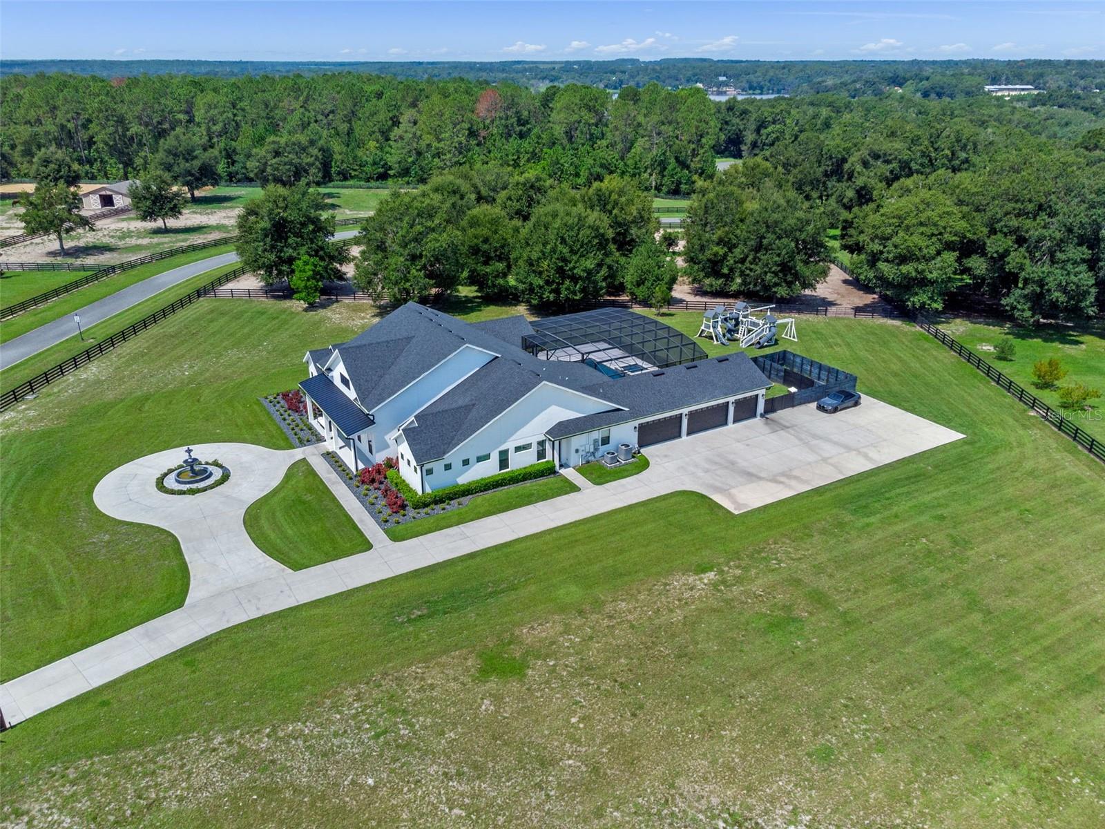 Eustis, Florida, 32736, United States, 4 Bedrooms Bedrooms, ,5 BathroomsBathrooms,Residential,Active,1929677