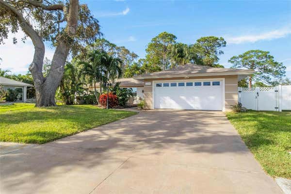 7598 132ND ST, SEMINOLE, FL 33776 - Image 1