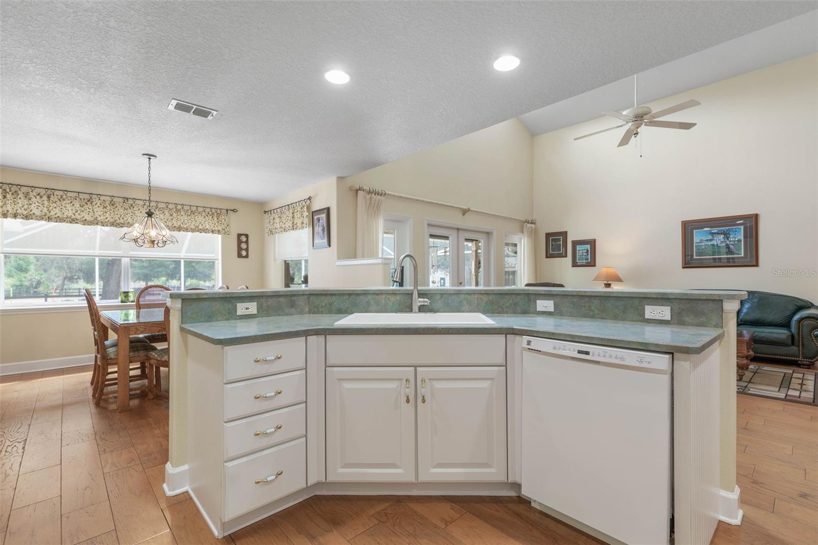 Flagler Beach, Florida, 32136, United States, 4 Bedrooms Bedrooms, ,5 BathroomsBathrooms,Residential,Active,2007152