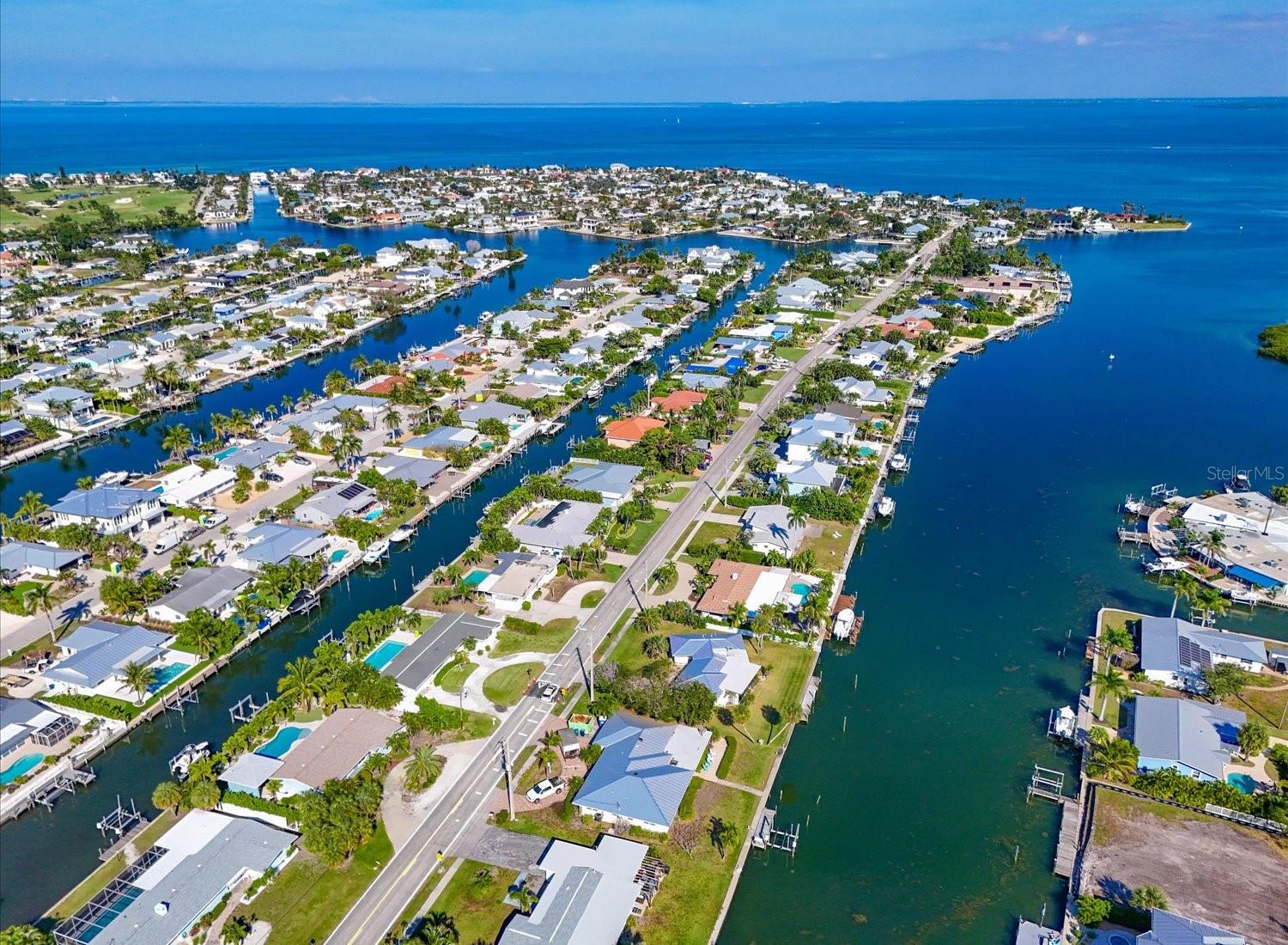 Holmes Beach, Florida, 34217, United States, 2 Bedrooms Bedrooms, ,2 BathroomsBathrooms,Residential,Pending,2045560