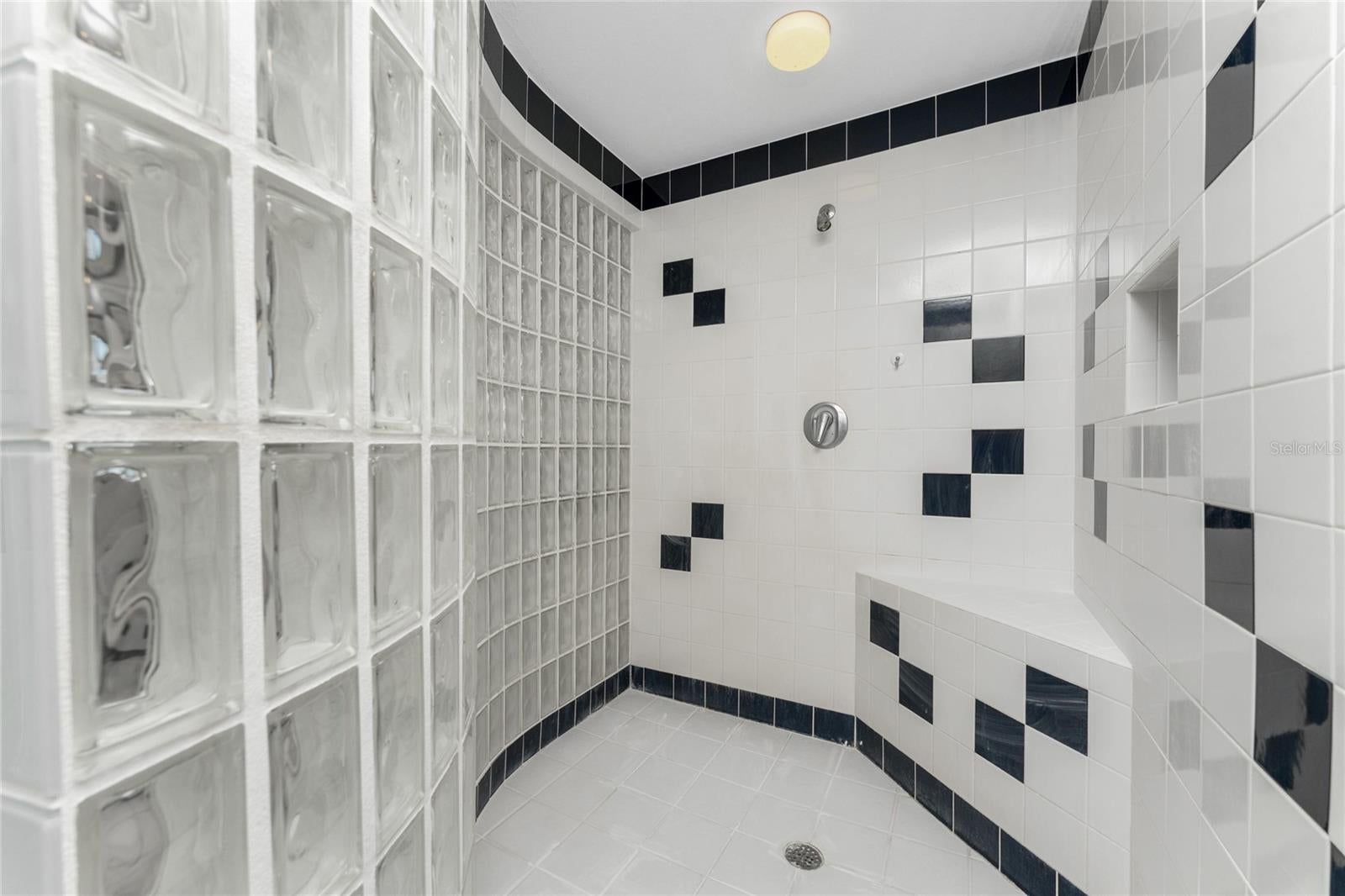 Port Charlotte, Florida, 33952, United States, 5 Bedrooms Bedrooms, ,5 BathroomsBathrooms,Residential,Active,2010210