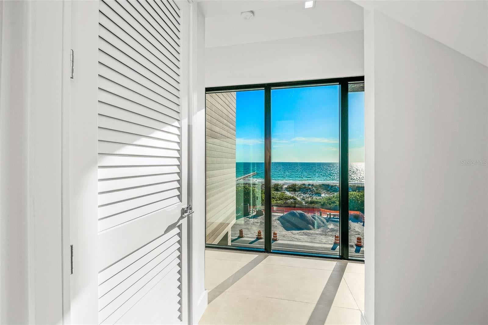 Bradenton Beach, Florida, 34217, United States, ,6 BathroomsBathrooms,Residential,Active,1829944