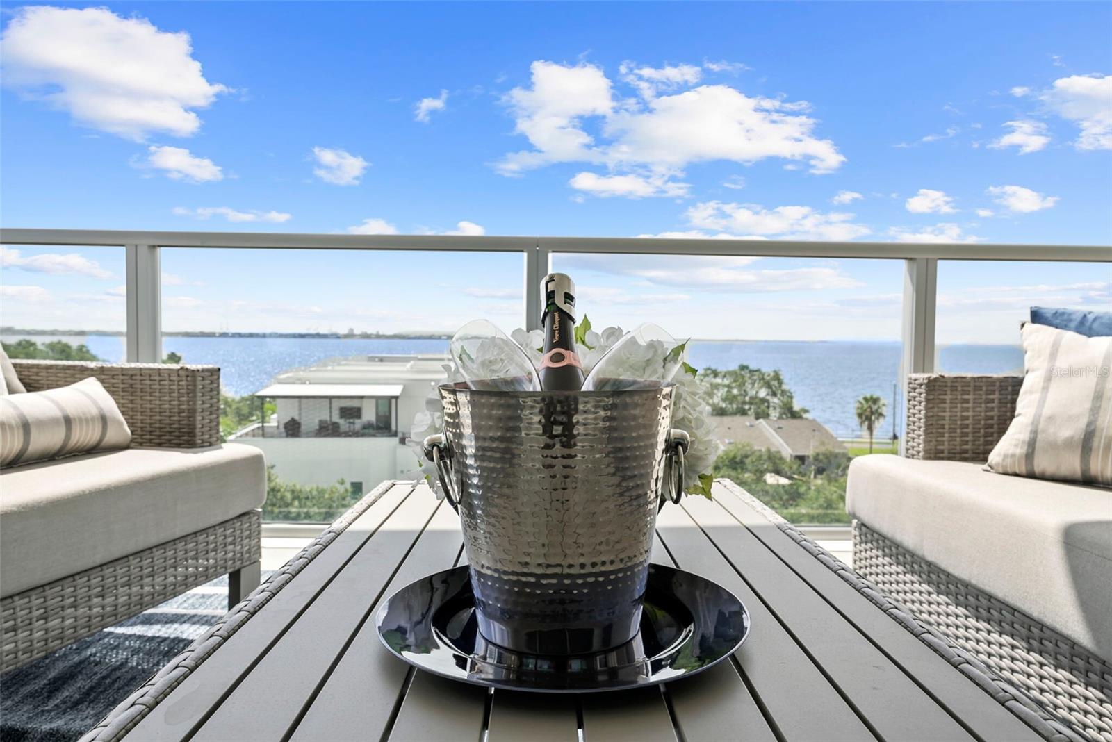 Tampa, Florida, 33629, United States, 4 Bedrooms Bedrooms, ,4 BathroomsBathrooms,Residential,Active,2010535