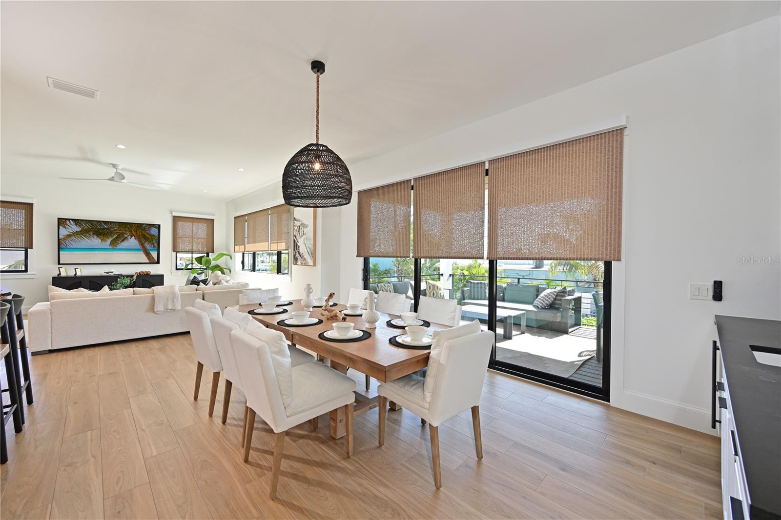 Holmes Beach, Florida, 34217, United States, 4 Bedrooms Bedrooms, ,4 BathroomsBathrooms,Residential,Active,1995267