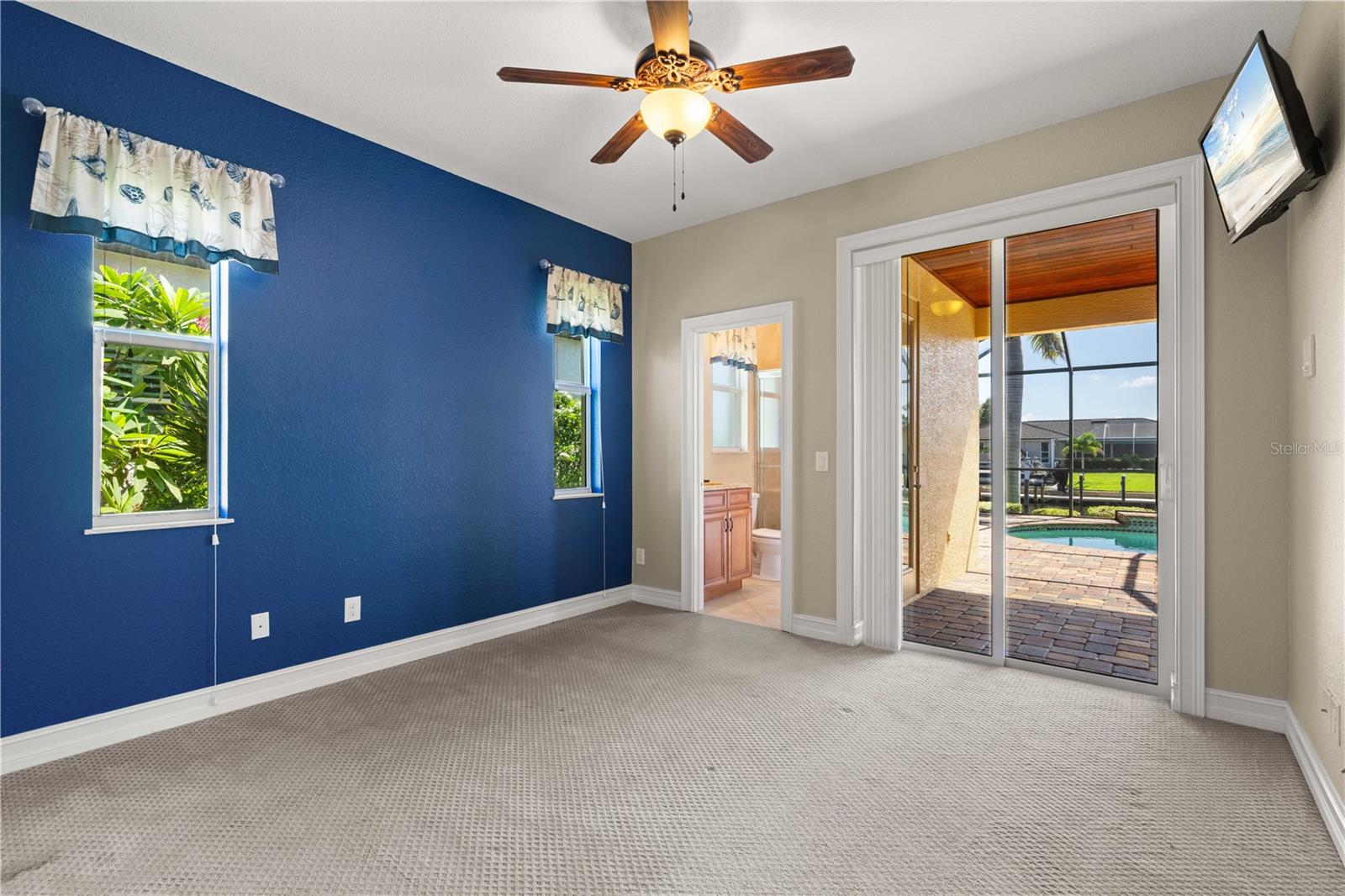 Punta Gorda, Florida, 33950, United States, 3 Bedrooms Bedrooms, ,3 BathroomsBathrooms,Residential,Active,1936105