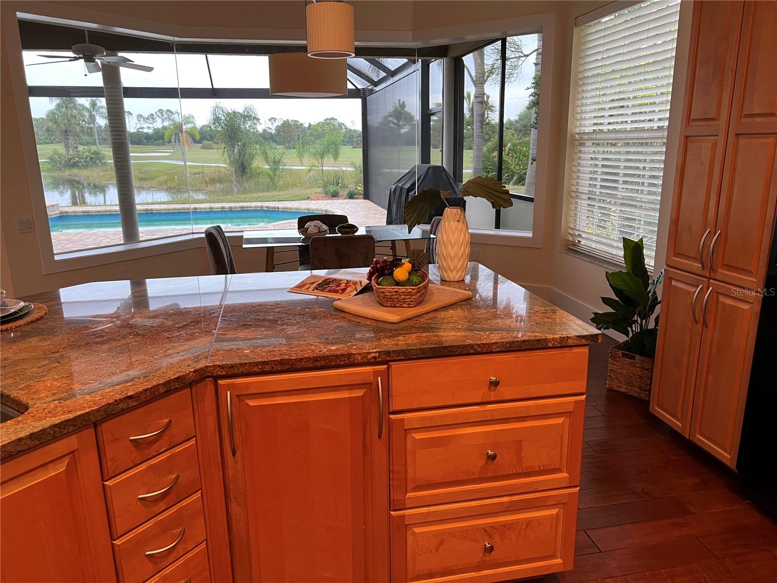 University Park, Florida, 34201, United States, 3 Bedrooms Bedrooms, ,3 BathroomsBathrooms,Residential,Active,1894782