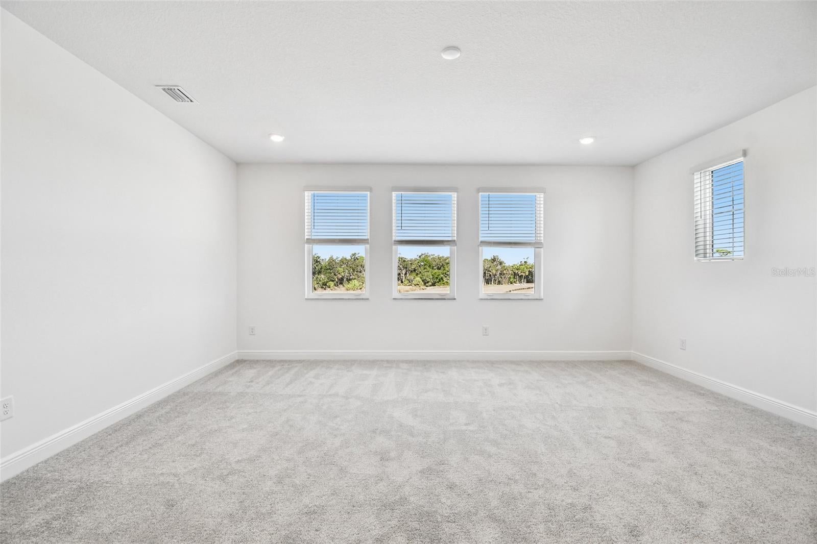 Parrish, Florida, 34219, United States, 4 Bedrooms Bedrooms, ,4 BathroomsBathrooms,Residential,Active,2007045