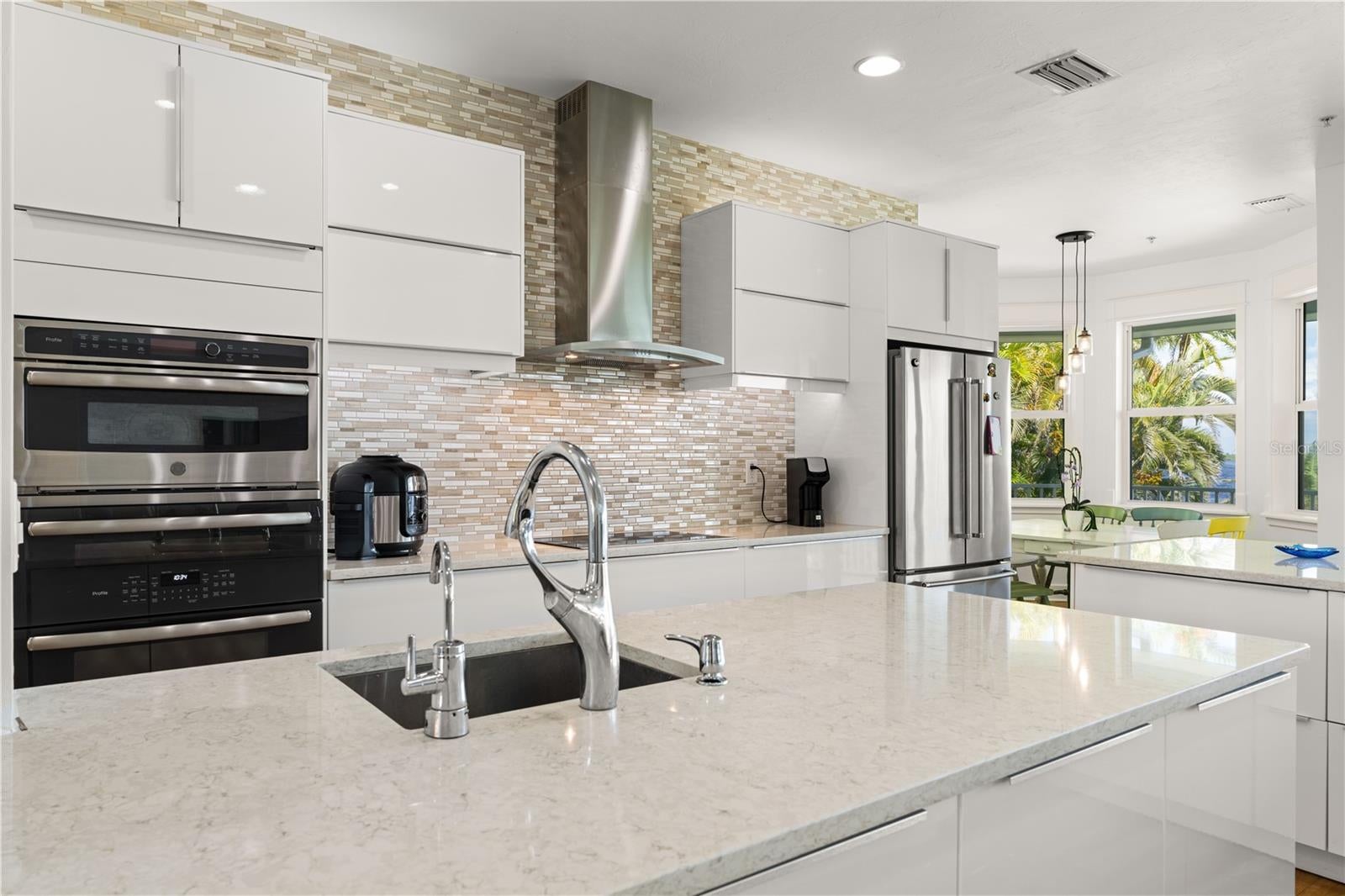 Punta Gorda, Florida, 33982, United States, 5 Bedrooms Bedrooms, ,4 BathroomsBathrooms,Residential,Active,1905353