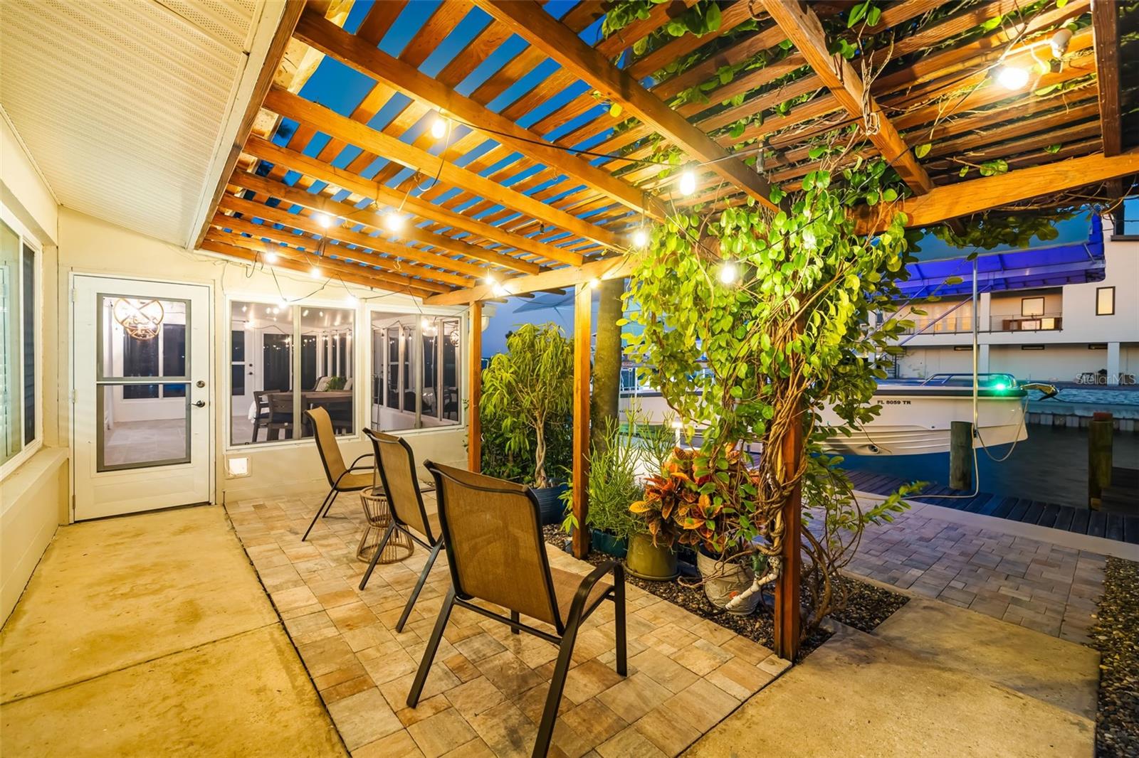 Bradenton, Florida, 34210, United States, 3 Bedrooms Bedrooms, ,3 BathroomsBathrooms,Residential,Active,1993663