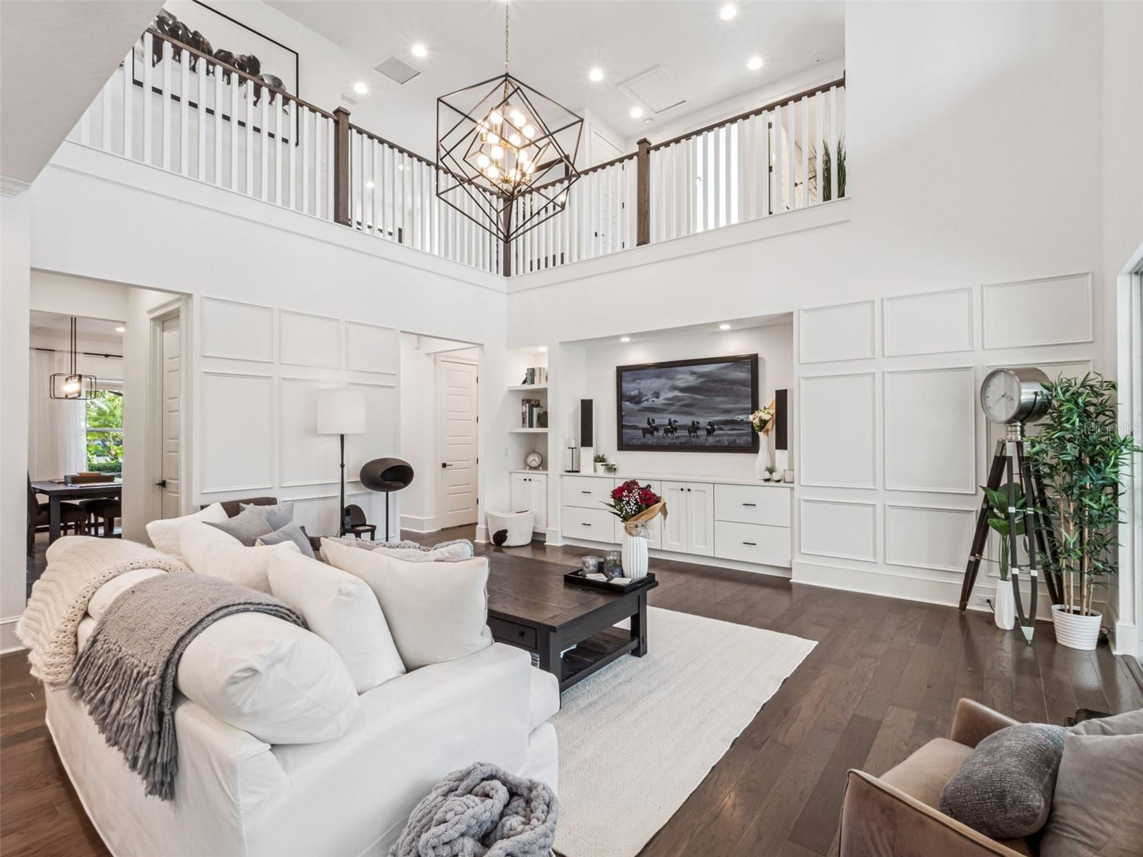 Winter Garden, Florida, 34787, United States, 5 Bedrooms Bedrooms, ,5 BathroomsBathrooms,Residential,Active,1969652