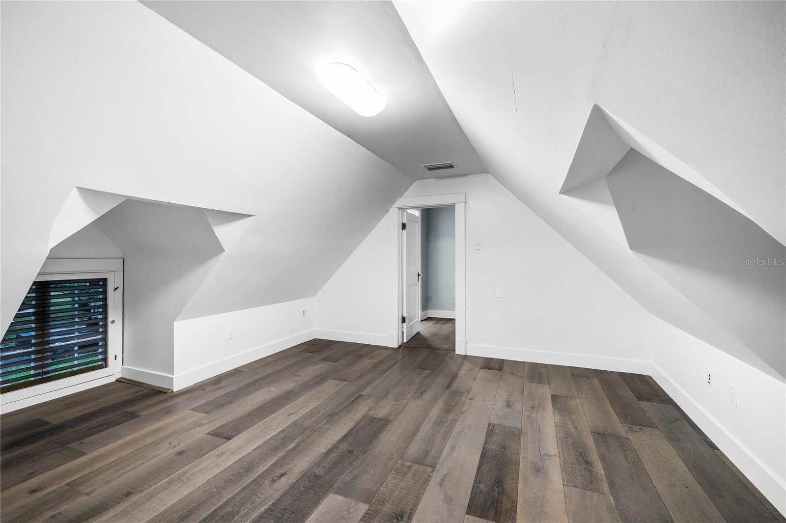 Orlando, Florida, 32803, United States, 5 Bedrooms Bedrooms, ,5 BathroomsBathrooms,Residential,Active,1926917