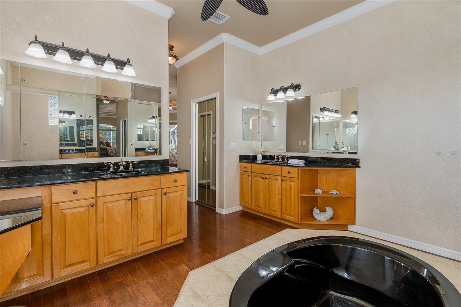 New Port Richey, Florida, 34655, United States, 4 Bedrooms Bedrooms, ,4 BathroomsBathrooms,Residential,Active,2011414