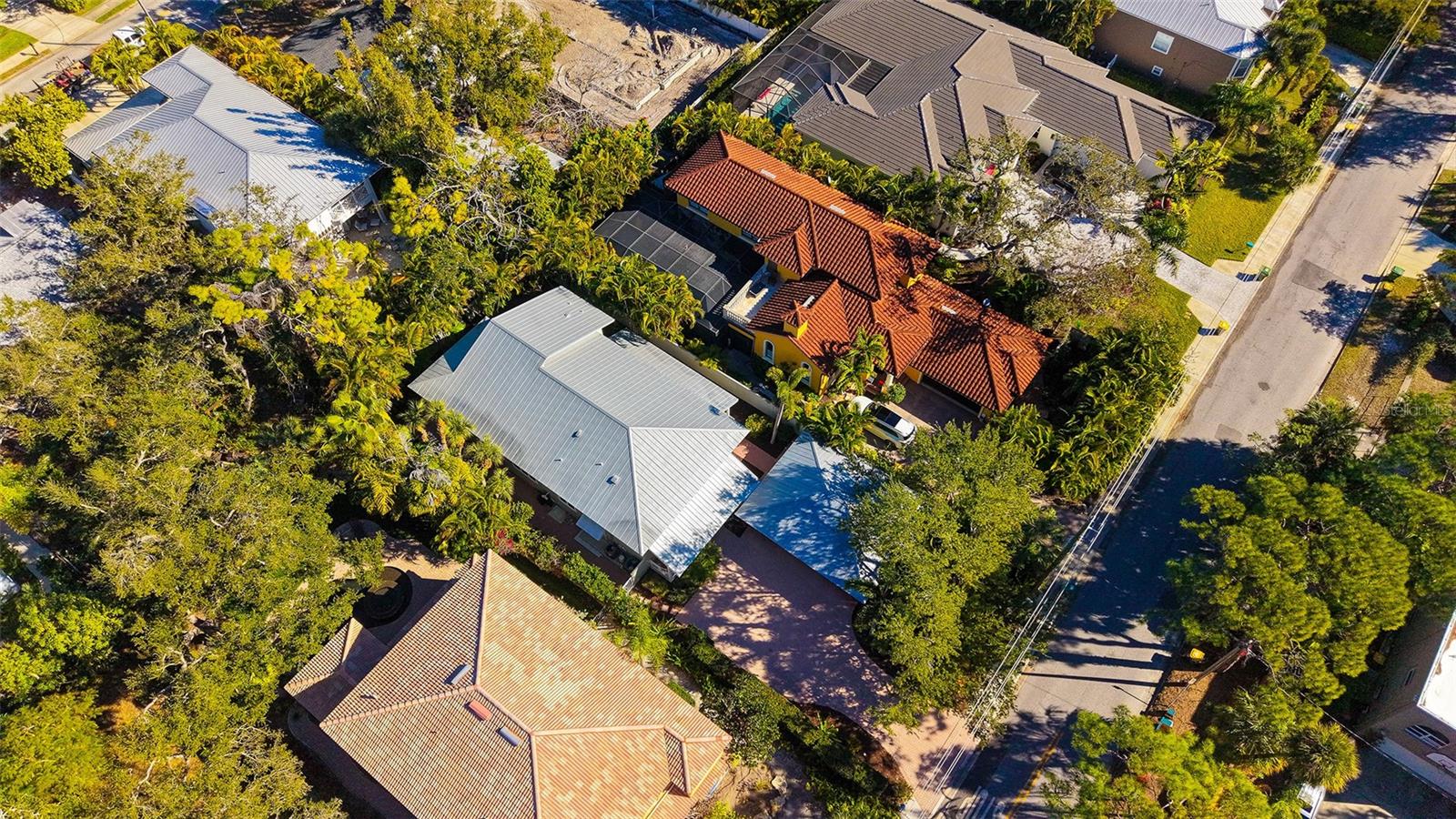 Sarasota, Florida, 34239, United States, 3 Bedrooms Bedrooms, ,3 BathroomsBathrooms,Residential,Active,2013163