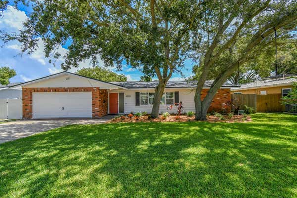 631 LAKE FOREST RD, CLEARWATER, FL 33765 - Image 1