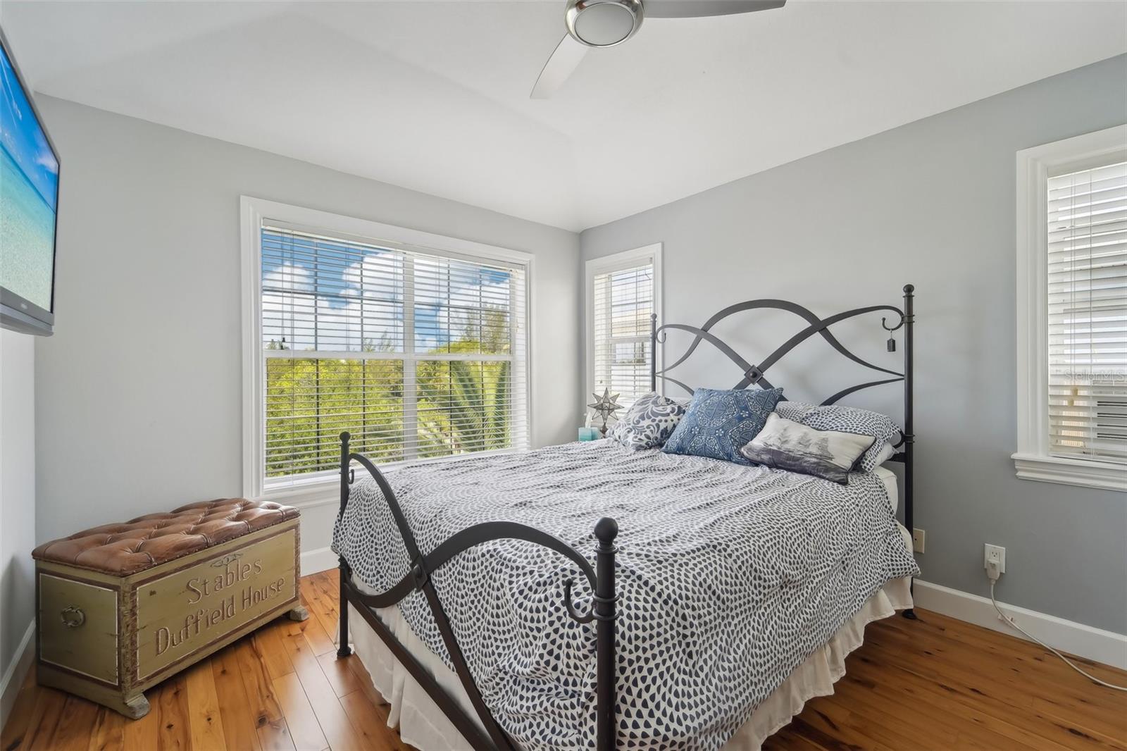 Longboat Key, Florida, 34228, United States, 3 Bedrooms Bedrooms, ,3 BathroomsBathrooms,Residential,Active,1993956