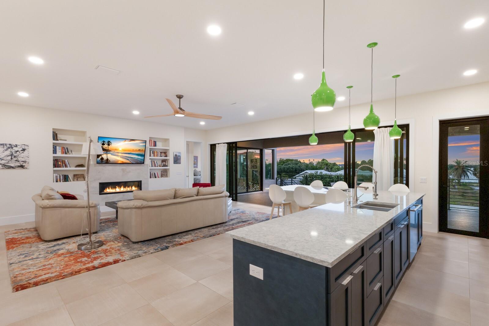 Longboat Key, Florida, 34228, United States, 3 Bedrooms Bedrooms, ,4 BathroomsBathrooms,Residential,Active,1987209