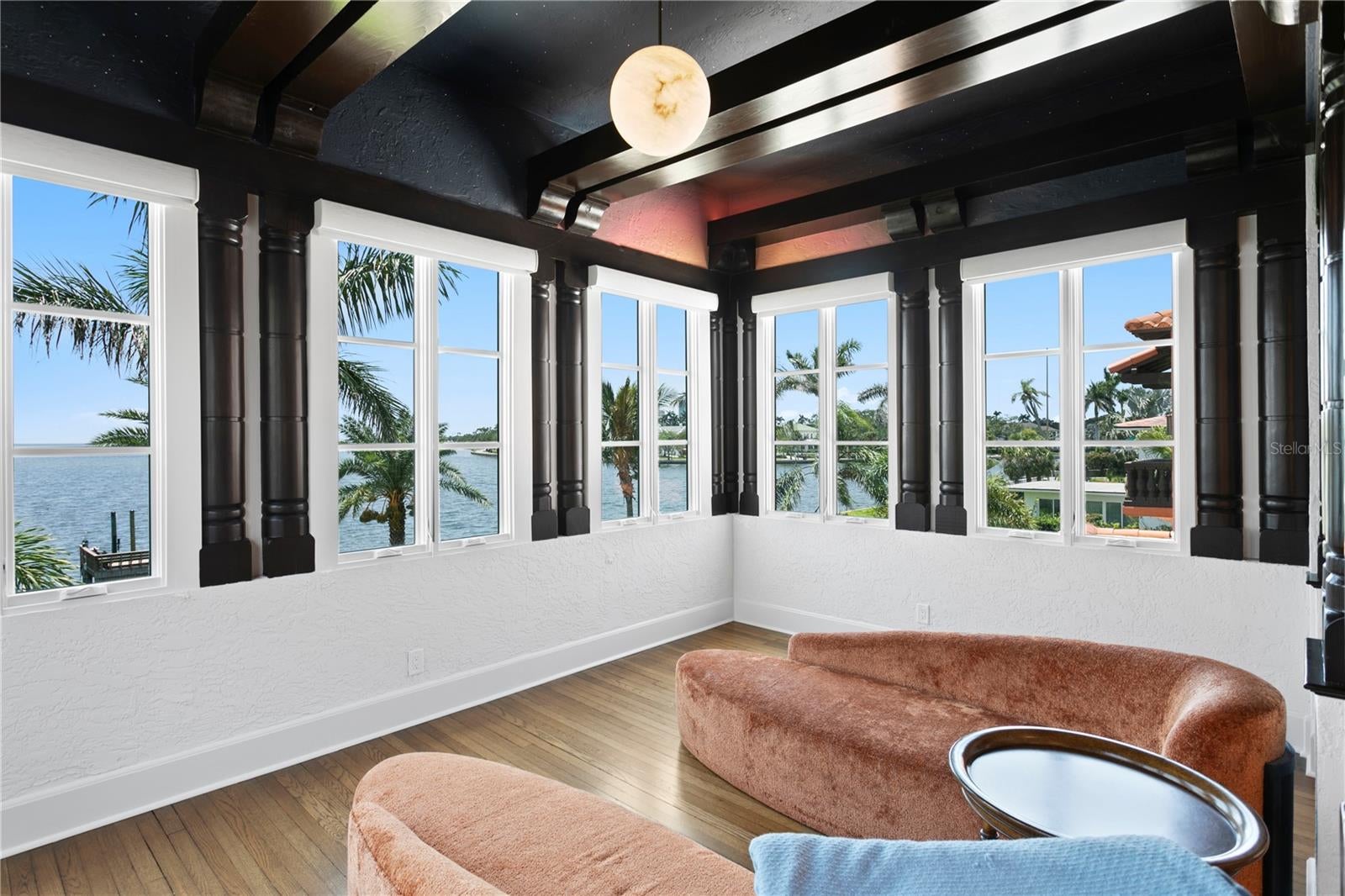 St Petersburg, Florida, 33704, United States, 6 Bedrooms Bedrooms, ,7 BathroomsBathrooms,Residential,Active,1871834
